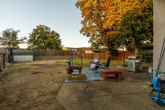 8548 Chamonix Way, Antelope, CA 95843