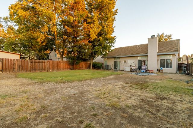 8548 Chamonix Way, Antelope, CA 95843