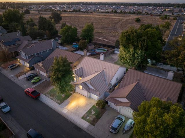 8548 Chamonix Way, Antelope, CA 95843