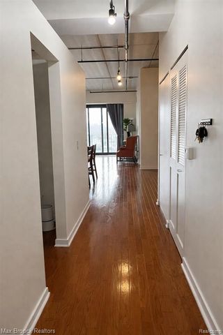 101 Curry Avenue 510, Royal Oak, MI 48067