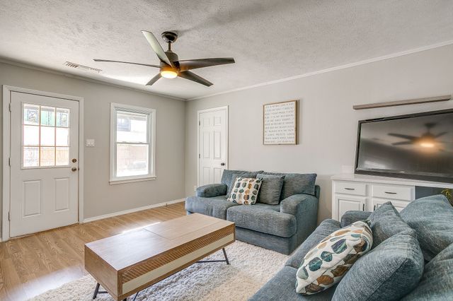 137 Merritt Street, Fort Worth, TX 76114