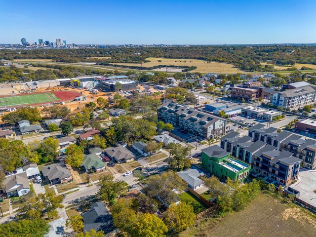 137 Merritt Street, Fort Worth, TX 76114