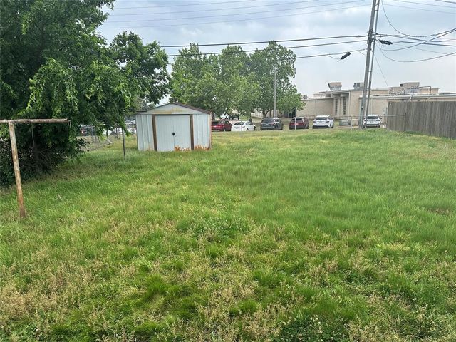 1417 Laverne Avenue, Shawnee, OK 74801
