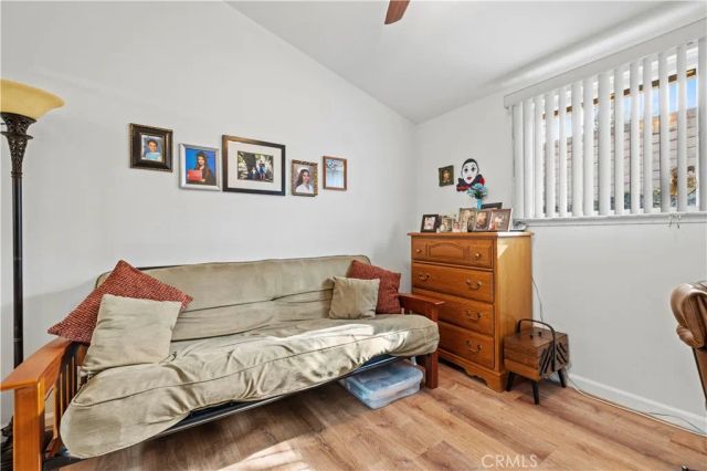19120 Avenue Of The Oaks A, Newhall, CA 91321