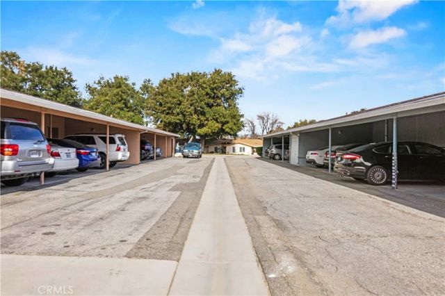 19120 Avenue Of The Oaks A, Newhall, CA 91321