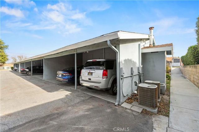 19120 Avenue Of The Oaks A, Newhall, CA 91321