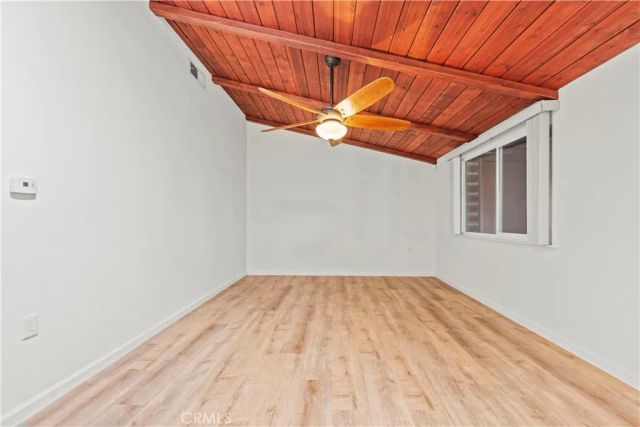 19120 Avenue Of The Oaks A, Newhall, CA 91321