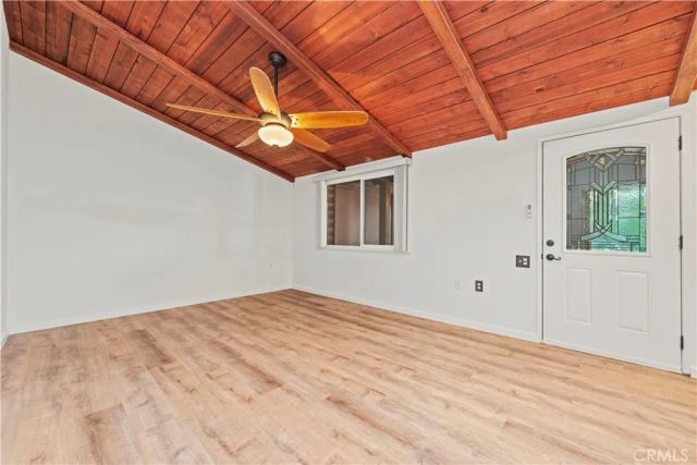 19120 Avenue Of The Oaks A, Newhall, CA 91321