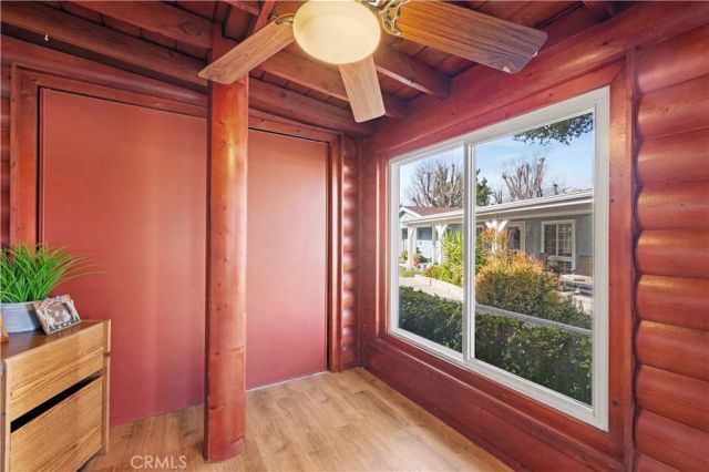 19120 Avenue Of The Oaks A, Newhall, CA 91321