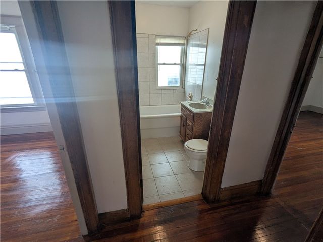 656-658 Genesee Street, Rochester, NY 14611
