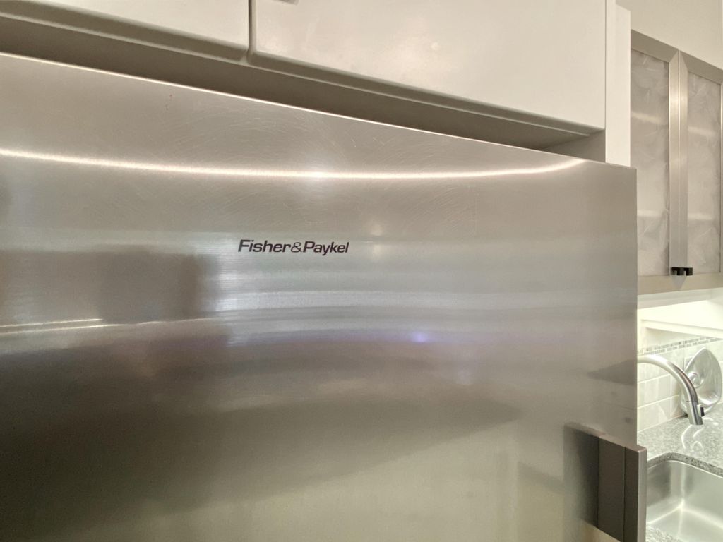 Image 11 of property listing at 301 CENTRAL Avenue NE 113, Albuquerque, NM 87102