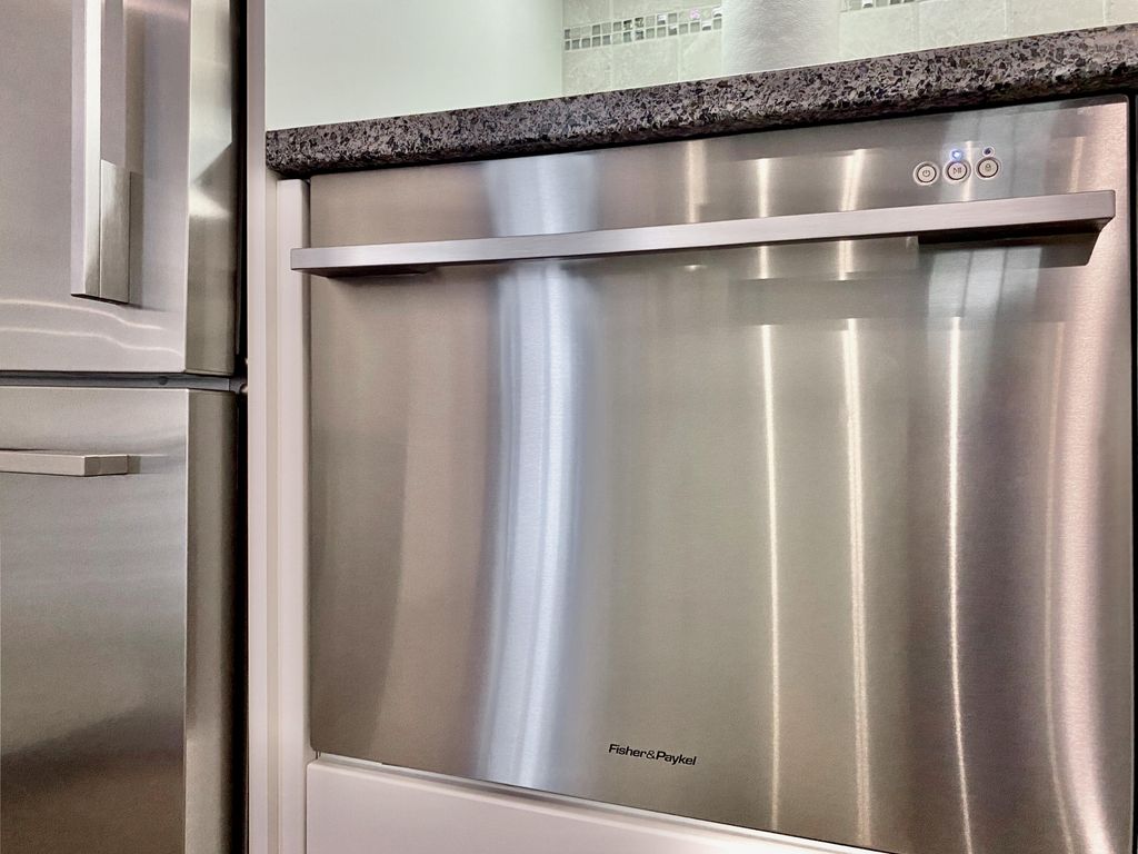 Image 15 of property listing at 301 CENTRAL Avenue NE 113, Albuquerque, NM 87102