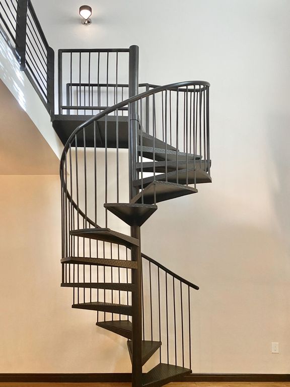 Image 18 of property listing at 301 CENTRAL Avenue NE 113, Albuquerque, NM 87102