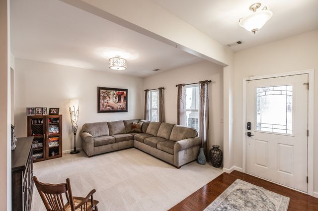 337 Fannis Cir, Gallatin, TN 37066