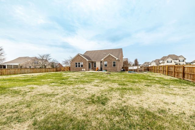 337 Fannis Cir, Gallatin, TN 37066