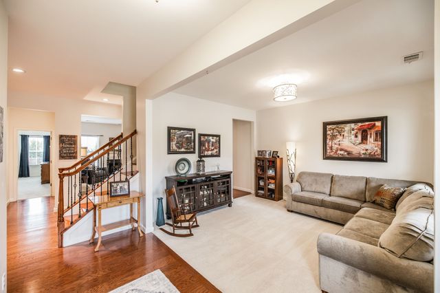 337 Fannis Cir, Gallatin, TN 37066