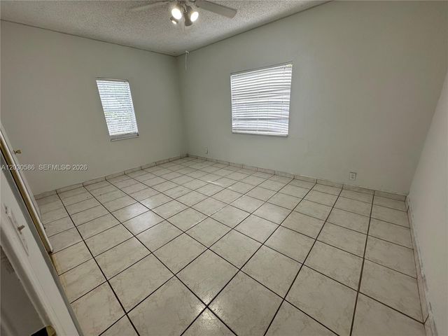2135 Lincoln St, Hollywood, FL 33020