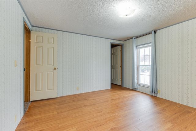 210 Saint Ives, Lansing, MI 48906