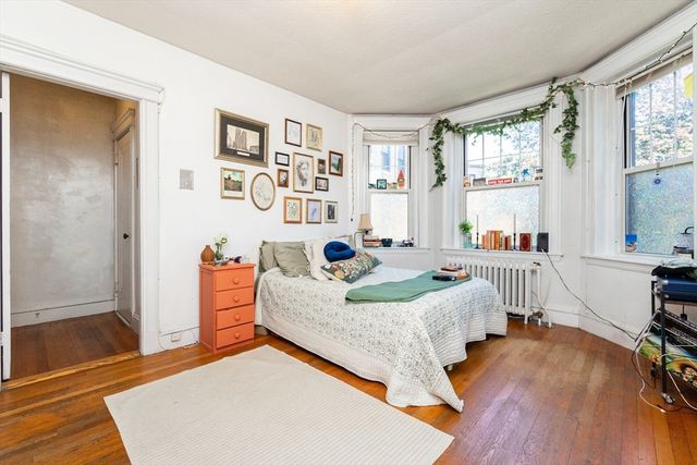 118 Riverway 22, Boston, MA 02215