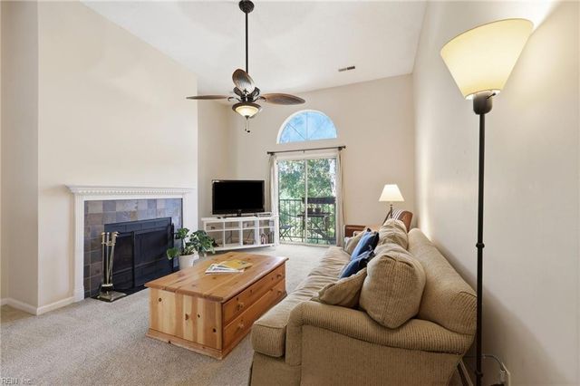 207 Westover Ave Apt 306, Norfolk, VA 23507