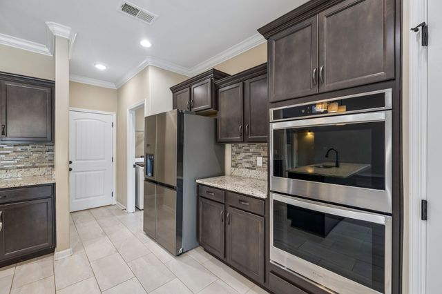 1366 Dan Brown Dr, Clarksville, TN 37042