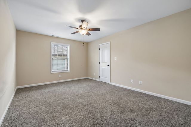 1366 Dan Brown Dr, Clarksville, TN 37042