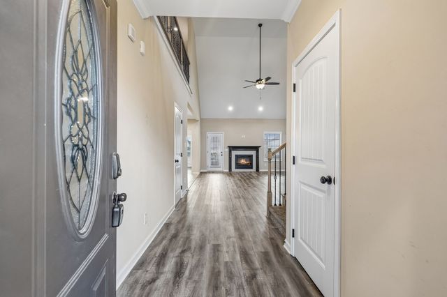 1366 Dan Brown Dr, Clarksville, TN 37042