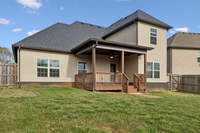 1366 Dan Brown Dr, Clarksville, TN 37042