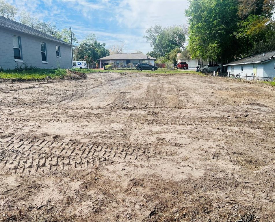 3 S HART BOULEVARD, Orlando, FL 32835