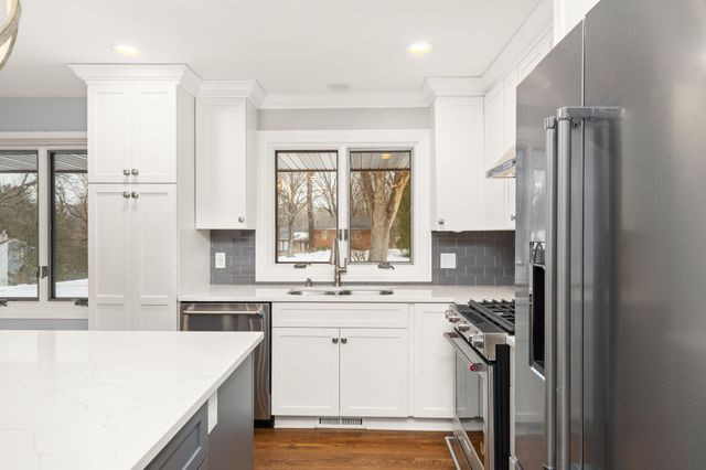 2525 Troy Lane N, Plymouth, MN 55447