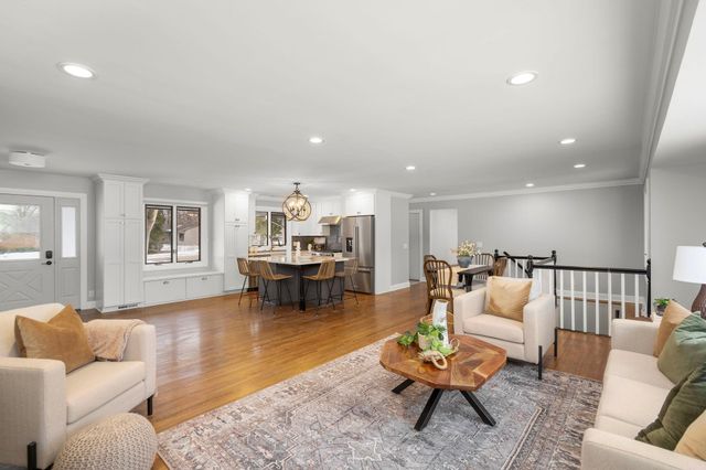 2525 Troy Lane N, Plymouth, MN 55447