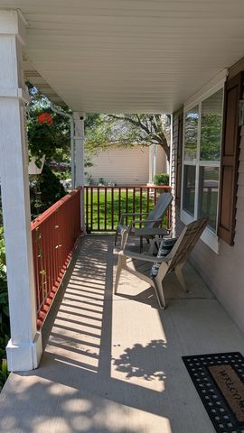 11025 Fairbluff Avenue, Huntley, IL 60142