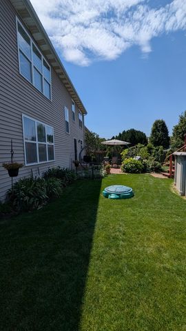 11025 Fairbluff Avenue, Huntley, IL 60142