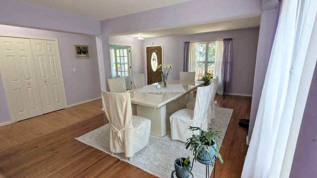 11025 Fairbluff Avenue, Huntley, IL 60142