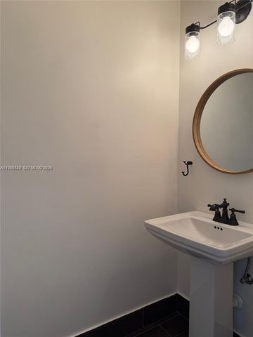 5779 NW 116th Ave 109, Doral, FL 33178