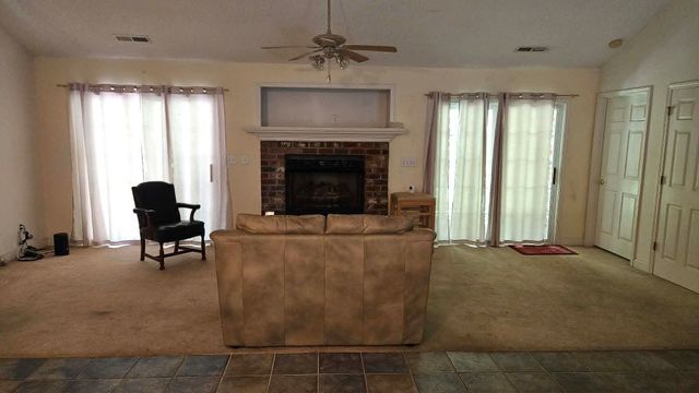 1927 Armview Rd., Loris, SC 29569