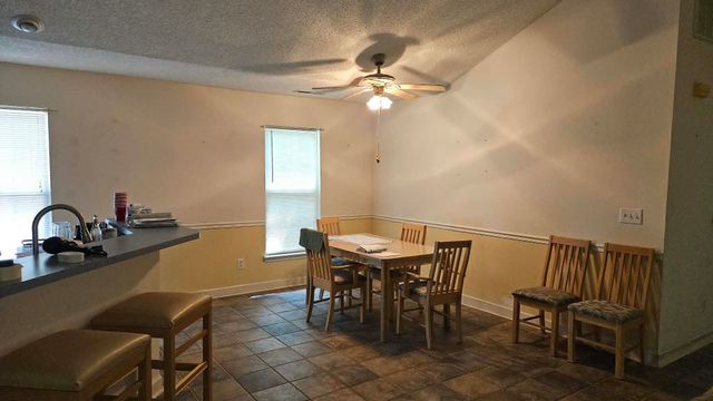 1927 Armview Rd., Loris, SC 29569