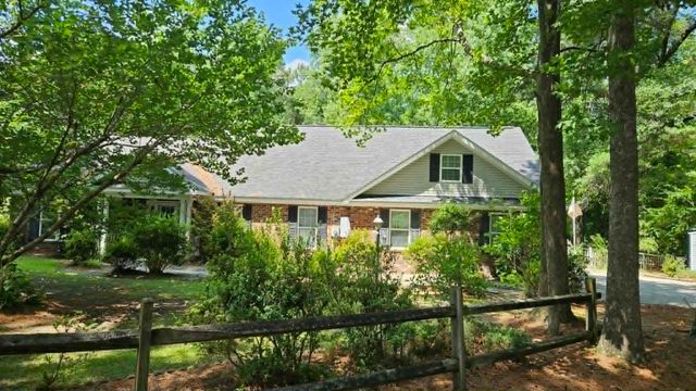 1927 Armview Rd., Loris, SC 29569