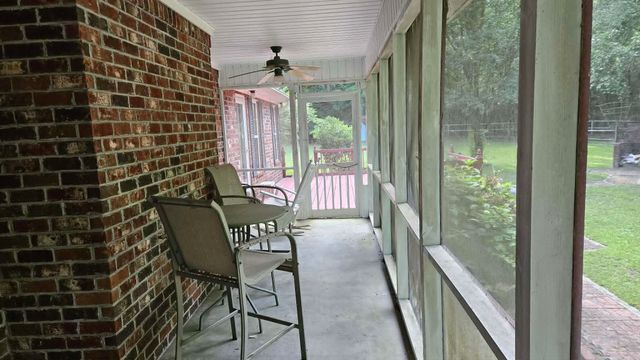 1927 Armview Rd., Loris, SC 29569