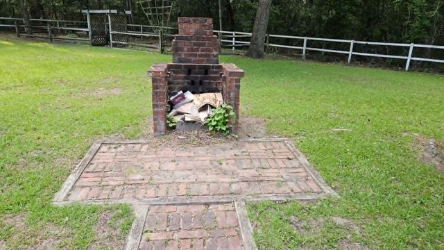1927 Armview Rd., Loris, SC 29569