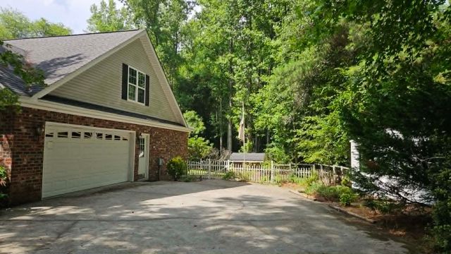1927 Armview Rd., Loris, SC 29569
