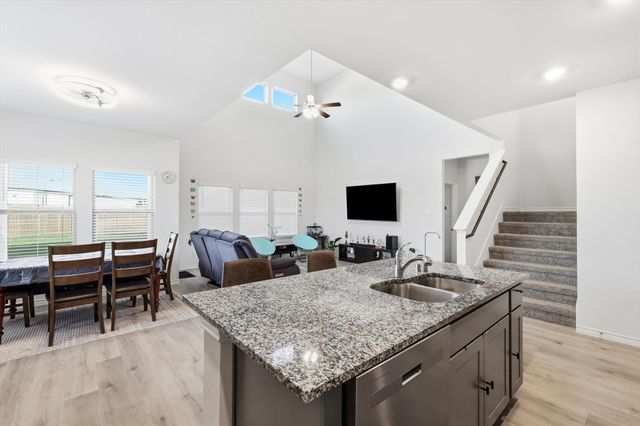 901 Loganberry Drive, Princeton, TX 75407