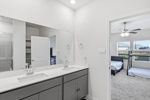 901 Loganberry Drive, Princeton, TX 75407