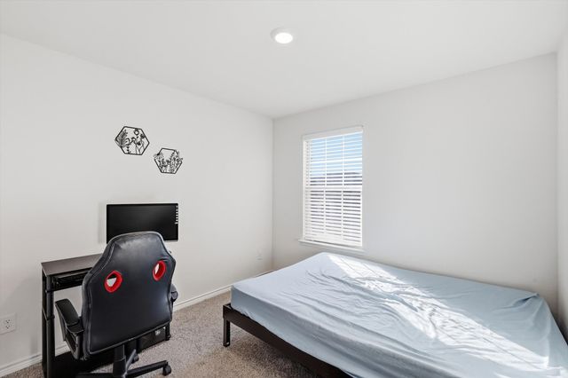 901 Loganberry Drive, Princeton, TX 75407