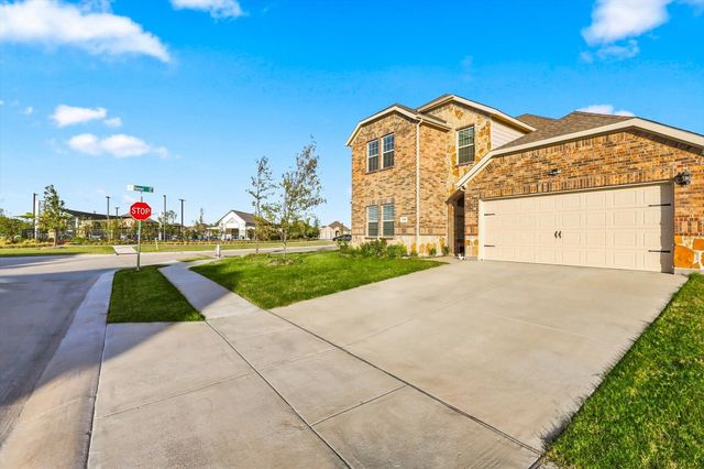 901 Loganberry Drive, Princeton, TX 75407