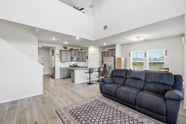 901 Loganberry Drive, Princeton, TX 75407