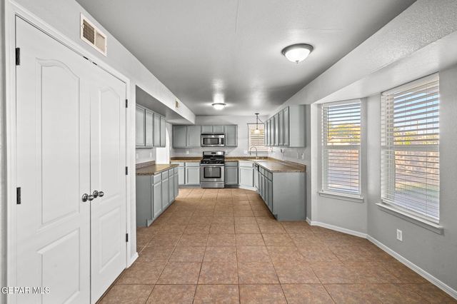 12585 PASEO LINDO Drive, El Paso, TX 79928