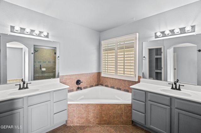 12585 PASEO LINDO Drive, El Paso, TX 79928