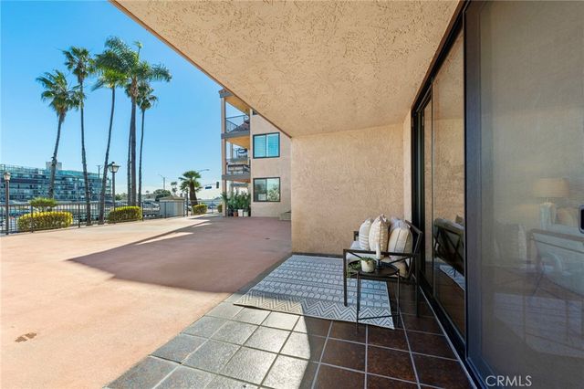 201 Bay Shore Avenue 104, Long Beach, CA 90803