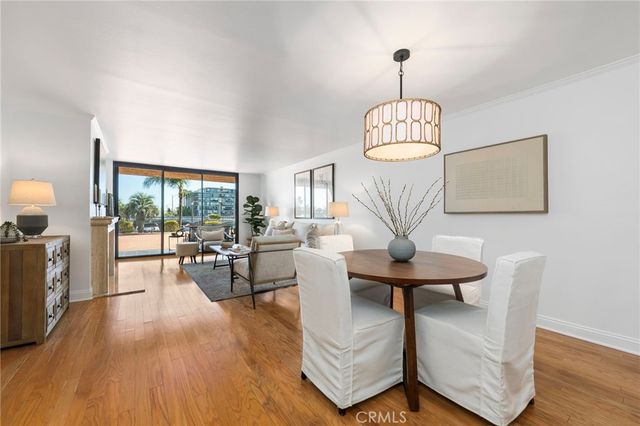 201 Bay Shore Avenue 104, Long Beach, CA 90803